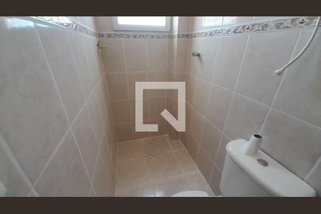 Banheiro de apartamento para alugar com 0 quarto, 32m² em Jardim Melvi, Praia Grande