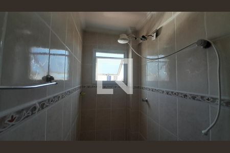 Banheiro de apartamento para alugar com 0 quarto, 32m² em Jardim Melvi, Praia Grande