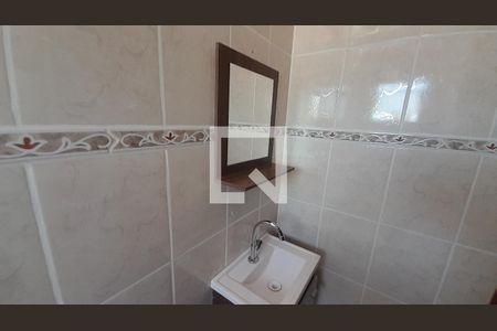 Banheiro de apartamento para alugar com 0 quarto, 32m² em Jardim Melvi, Praia Grande