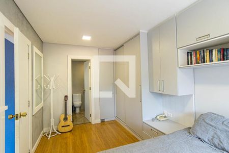 Quarto Suíte de apartamento para alugar com 1 quarto, 48m² em Centro, Curitiba