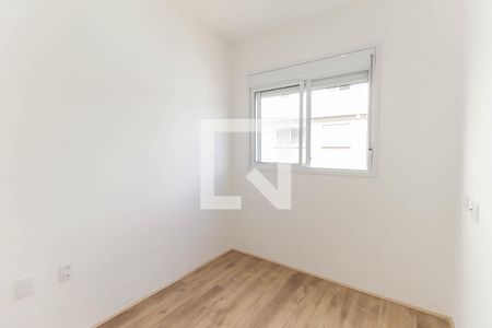 Quarto 2 de apartamento para alugar com 2 quartos, 39m² em Conjunto Residencial José Bonifácio, São Paulo