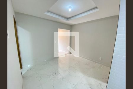 Sala de casa para alugar com 2 quartos, 55m² em Piedade, Rio de Janeiro