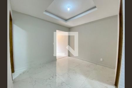 Sala de casa para alugar com 2 quartos, 55m² em Piedade, Rio de Janeiro