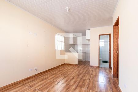 Sala de casa para alugar com 2 quartos, 70m² em Butiatuvinha, Curitiba