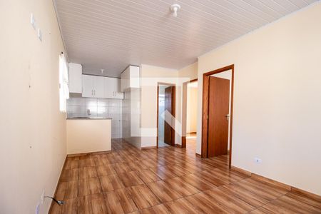 Sala de casa para alugar com 2 quartos, 70m² em Butiatuvinha, Curitiba