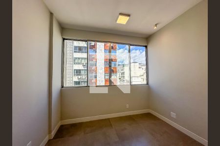 Sala de apartamento à venda com 3 quartos, 120m² em Laranjeiras, Rio de Janeiro