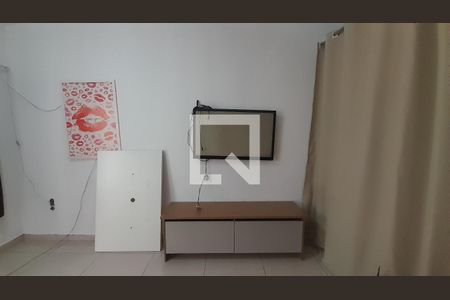 Sala de apartamento para alugar com 0 quarto, 120m² em Guilhermina, Praia Grande