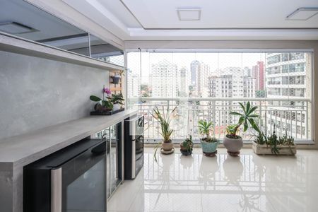 Varanda de apartamento à venda com 2 quartos, 83m² em Vila Gumercindo, São Paulo