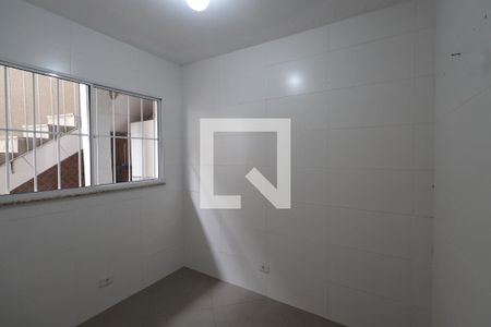 Quarto 1 de casa para alugar com 1 quarto, 40m² em Vila Antonina, São Paulo