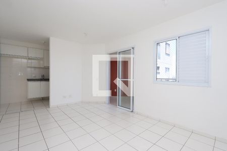 Sala de apartamento para alugar com 3 quartos, 66m² em Vila Prudente, São Paulo