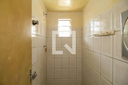 Banheiro de kitnet/studio para alugar com 1 quarto, 55m² em Boa Vista, Belo Horizonte