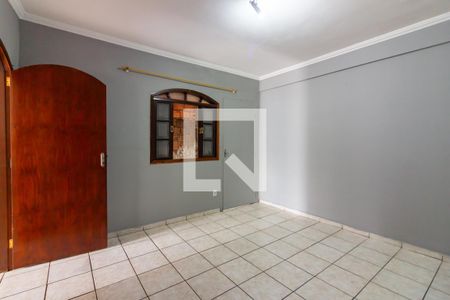 Dormitório de casa para alugar com 1 quarto, 65m² em Jardim Roberto, Osasco