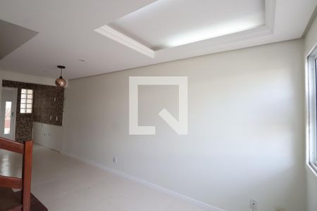 Sala de casa de condomínio para alugar com 2 quartos, 88m² em Rio Branco, Canoas