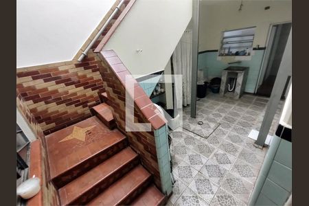 Casa à venda com 4 quartos, 210m² em Vila Santa Teresa (Zona Sul), São Paulo