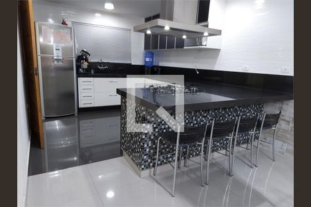 Casa à venda com 4 quartos, 247m² em Vila Lais, São Paulo