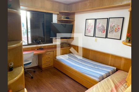 Apartamento à venda com 3 quartos, 160m² em Vila Regente Feijó, São Paulo