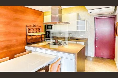 Cozinha de apartamento à venda com 3 quartos, 151m² em Moema, São Paulo