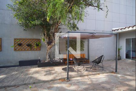 Sala - Vista de casa à venda com 3 quartos, 400m² em São João, Porto Alegre