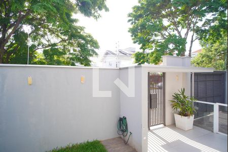 Quarto 1 - Vista de casa à venda com 3 quartos, 400m² em São João, Porto Alegre