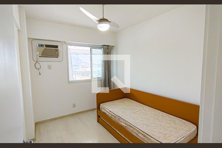 quarto 1 de apartamento para alugar com 2 quartos, 68m² em Barra da Tijuca, Rio de Janeiro