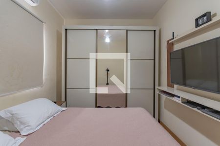 Quarto 1 de apartamento à venda com 2 quartos, 49m² em Heliópolis, Belo Horizonte