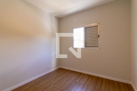 Quarto de apartamento para alugar com 3 quartos, 86m² em Jardim Flamboyant, Campinas