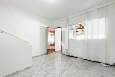 Sala  de casa à venda com 2 quartos, 100m² em Bairro dos Casa, São Bernardo do Campo