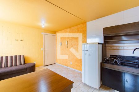 Sala/Cozinha de apartamento à venda com 2 quartos, 60m² em Olaria, Canoas