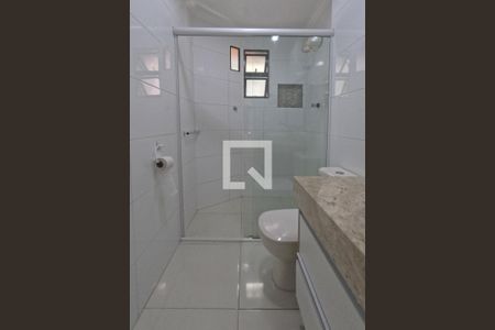 Banheiro de apartamento para alugar com 1 quarto, 50m² em Ponta da Praia, Santos