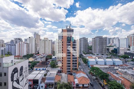 Varanda - Vista de apartamento à venda com 3 quartos, 98m² em Pinheiros, São Paulo