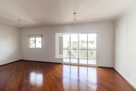 Sala de TV de apartamento para alugar com 4 quartos, 135m² em Tamboré, Barueri