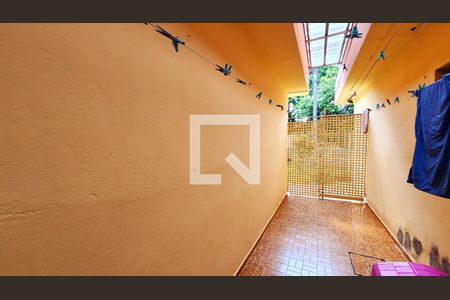 Casa à venda com 450m², 4 quartos e 3 vagas Casa à venda com 450m², 4 quartos e 3 vagasÁrea de Serviço