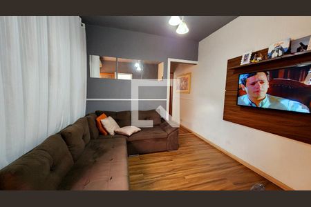 Casa à venda com 450m², 4 quartos e 3 vagas Casa à venda com 450m², 4 quartos e 3 vagasEdícula (sala 2)