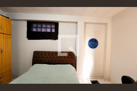 Casa à venda com 450m², 4 quartos e 3 vagas Casa à venda com 450m², 4 quartos e 3 vagasEdícula (Quarto 5)