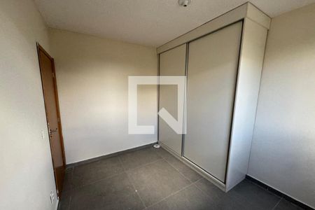 Dormitório 01 de apartamento para alugar com 2 quartos, 49m² em Residencial Greenville, Ribeirão Preto