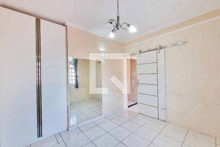 Quarto 1 de casa para alugar com 5 quartos, 180m² em Jardim Nova Florida, São José dos Campos