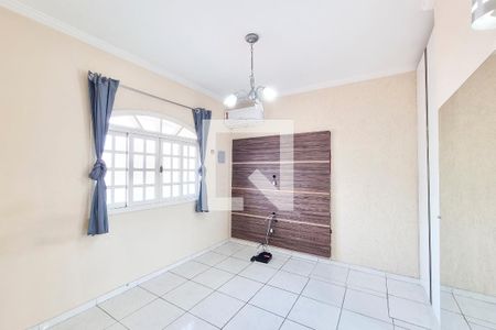 Quarto 1 de casa para alugar com 5 quartos, 180m² em Jardim Nova Florida, São José dos Campos