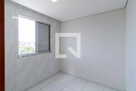 Quarto de apartamento para alugar com 2 quartos, 74m² em Santa Rosa, Belo Horizonte