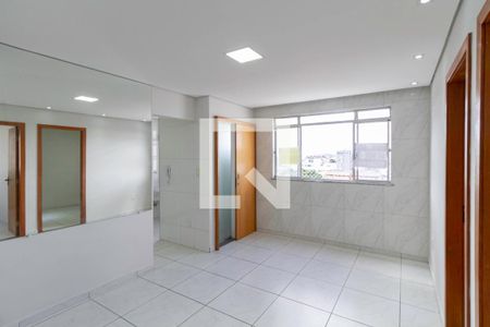 Sala de apartamento para alugar com 2 quartos, 74m² em Santa Rosa, Belo Horizonte