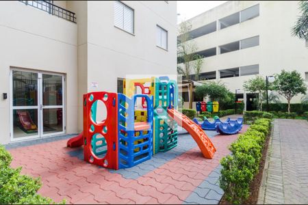 Apartamento à venda com 65m², 3 quartos e 1 vaga Apartamento à venda com 65m², 3 quartos e 1 vagaÁrea comum - Playground