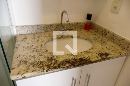 Apartamento à venda com 65m², 3 quartos e 1 vaga Apartamento à venda com 65m², 3 quartos e 1 vagaBanheiro