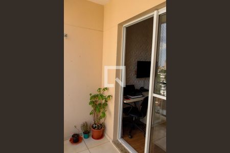 Apartamento à venda com 65m², 3 quartos e 1 vaga Apartamento à venda com 65m², 3 quartos e 1 vagaSacada