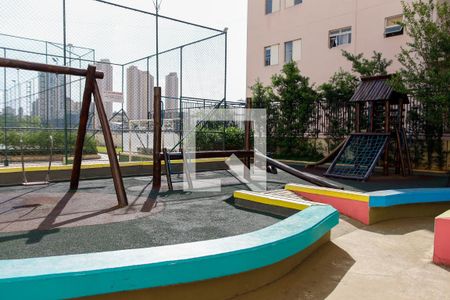 Apartamento à venda com 65m², 3 quartos e 1 vaga Apartamento à venda com 65m², 3 quartos e 1 vagaÁrea comum - Playground