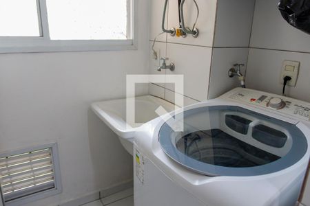 Apartamento à venda com 65m², 3 quartos e 1 vaga Apartamento à venda com 65m², 3 quartos e 1 vagaLavanderia