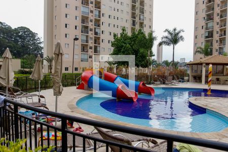 Apartamento à venda com 65m², 3 quartos e 1 vaga Apartamento à venda com 65m², 3 quartos e 1 vagaÁrea comum - Piscina