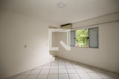 Quarto de casa para alugar com 2 quartos, 75m² em Vila California, São Paulo