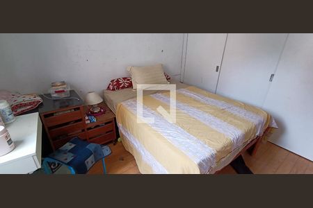 Quarto 1 de apartamento à venda com 3 quartos, 60m² em Parque Pinheiros, Taboão da Serra