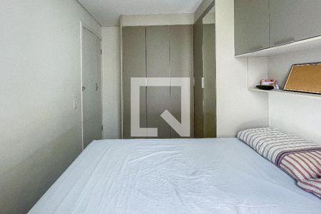 Quarto 1 de apartamento para alugar com 2 quartos, 41m² em Jardim Boa Vista (zona Oeste), Osasco