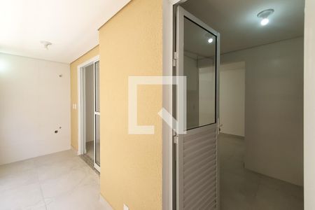 varanda da sala e área de serviço de apartamento para alugar com 2 quartos, 58m² em Centro, São Bernardo do Campo