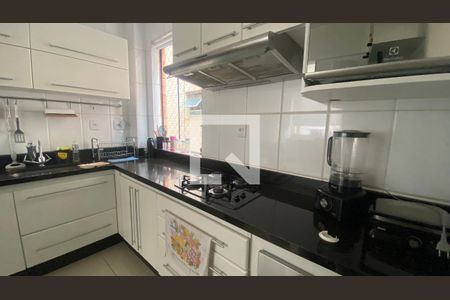 Cozinha de apartamento à venda com 3 quartos, 170m² em Caiçara-adelaide, Belo Horizonte